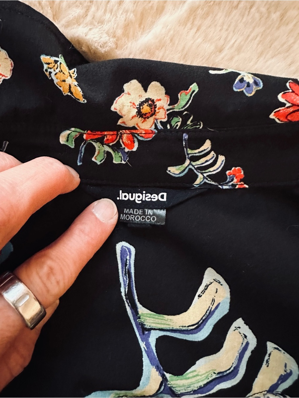 Gorgeous Desigual Black Floral Split-Print women’s long sleeves - Picture 7 of 7